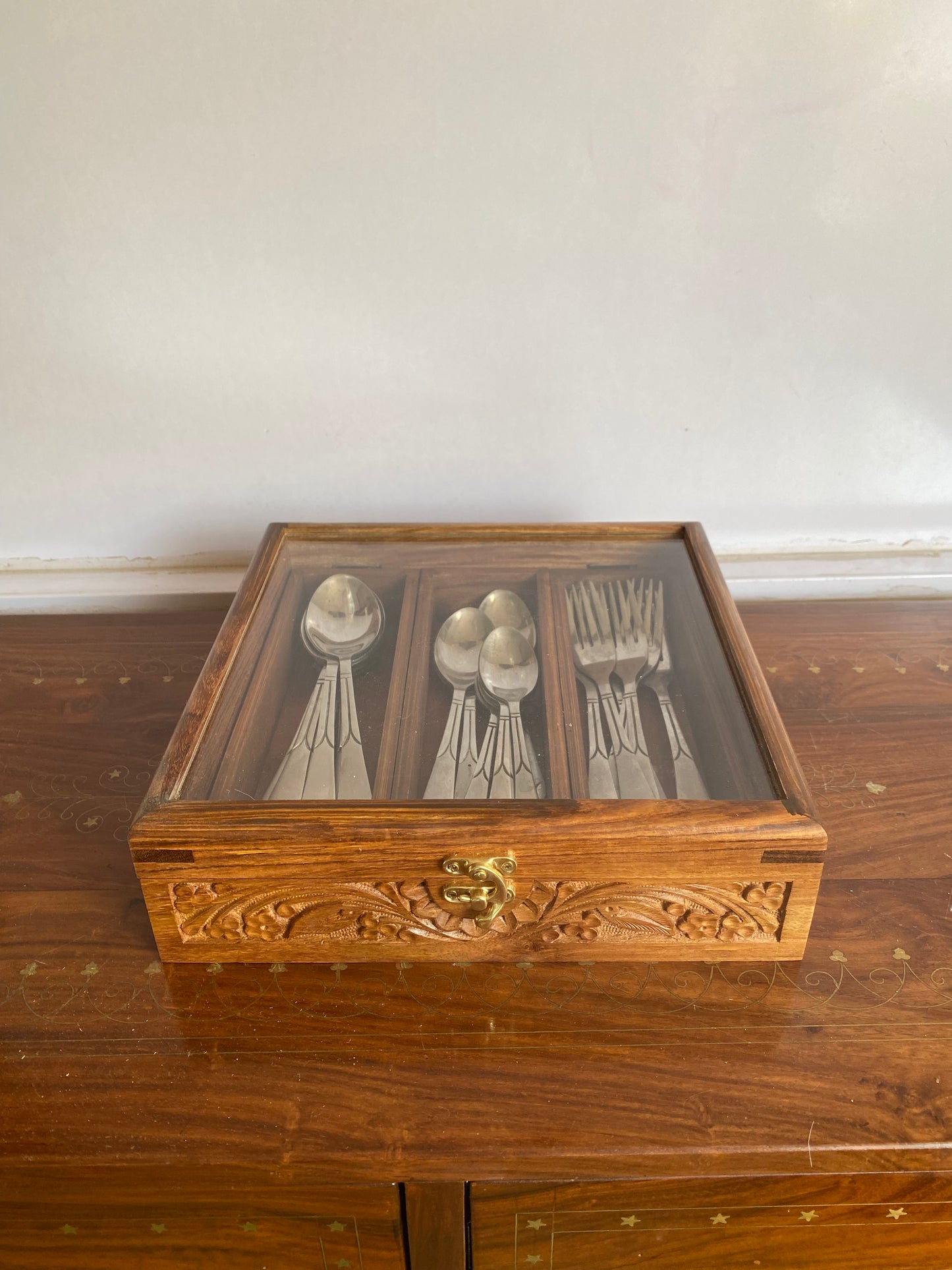 Masala Box with carving work - 3 Removable Portions