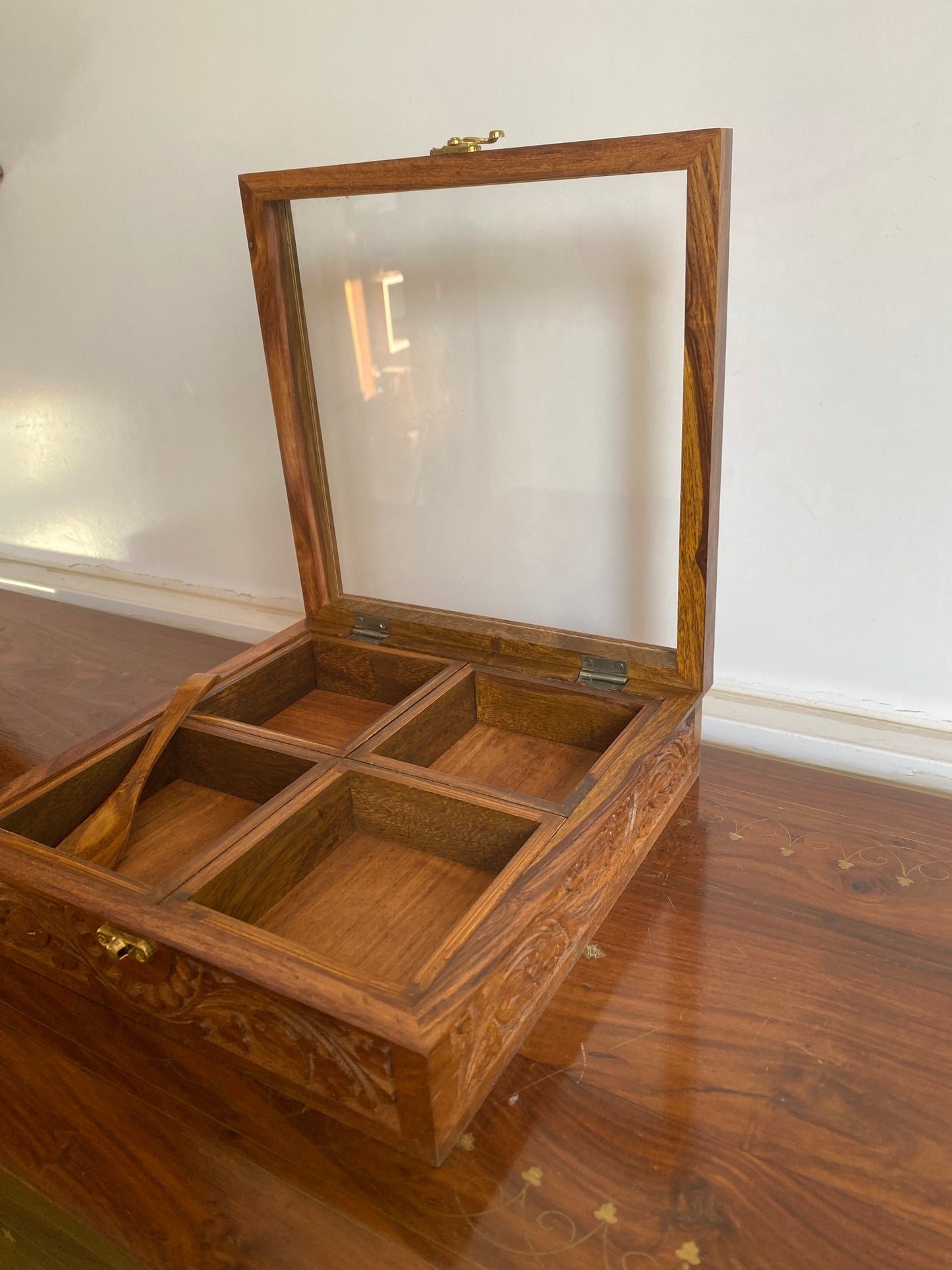 Masala Box with Carving Work - 4 removable portions