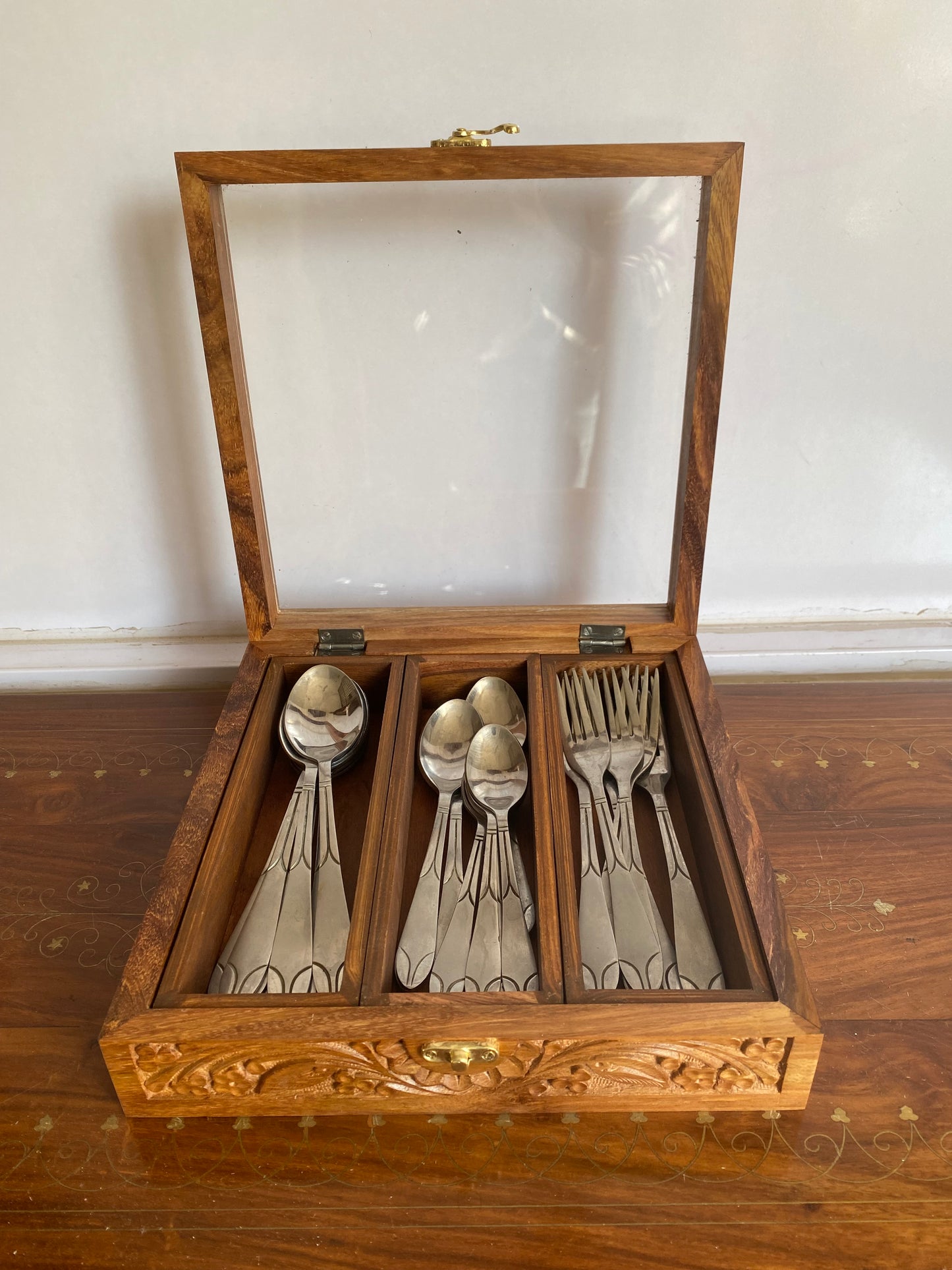 Masala Box with carving work - 3 Removable Portions