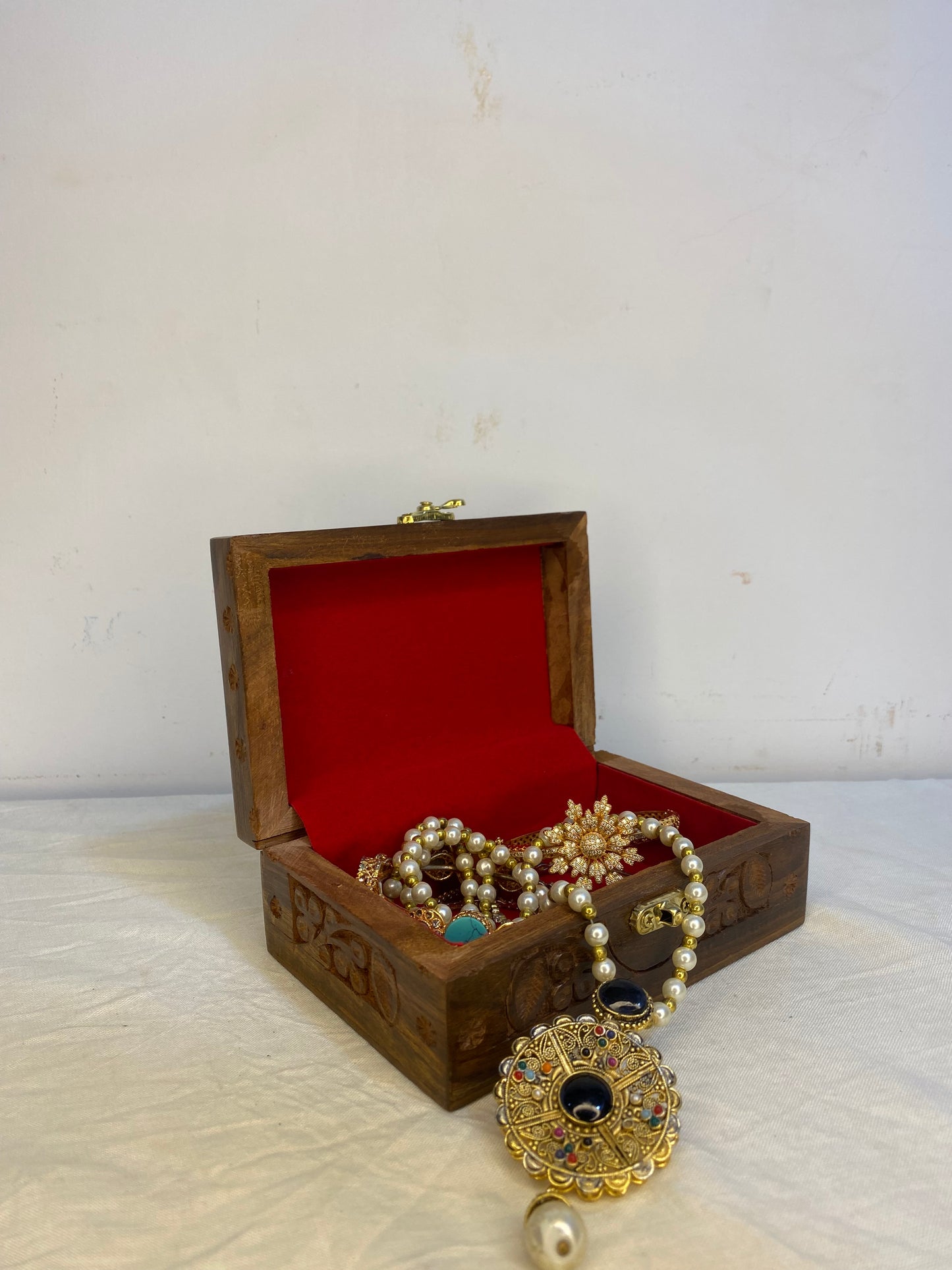 Solid Shesham Carving Jewellery Box