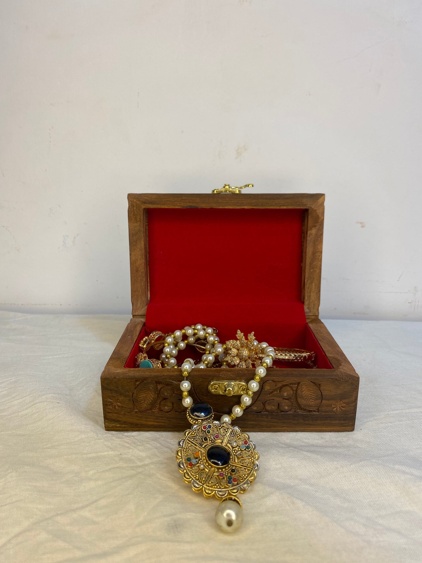 Solid Shesham Carving Jewellery Box