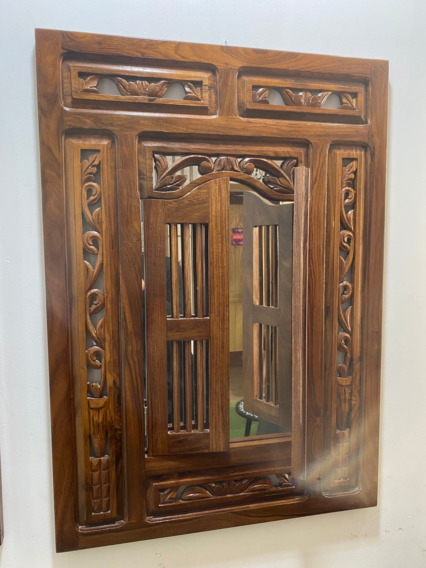 Window Mirror Frame